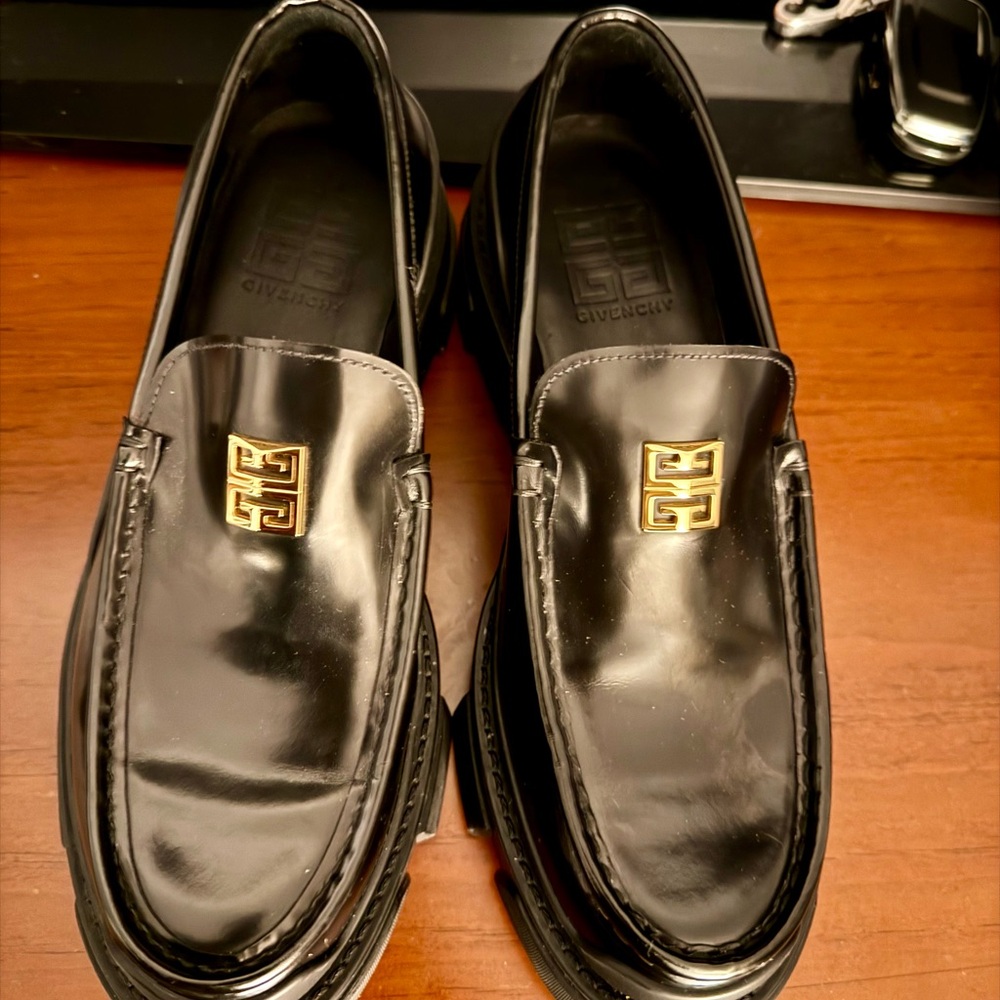Givenchy Shiny Black Loafers with Gold Accent